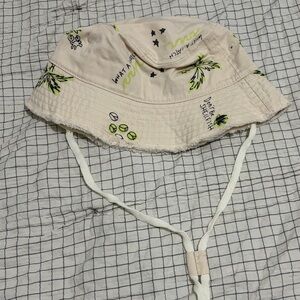 aerie Beige Bucket Hat with Neon Green Palm Print and Chin Strap